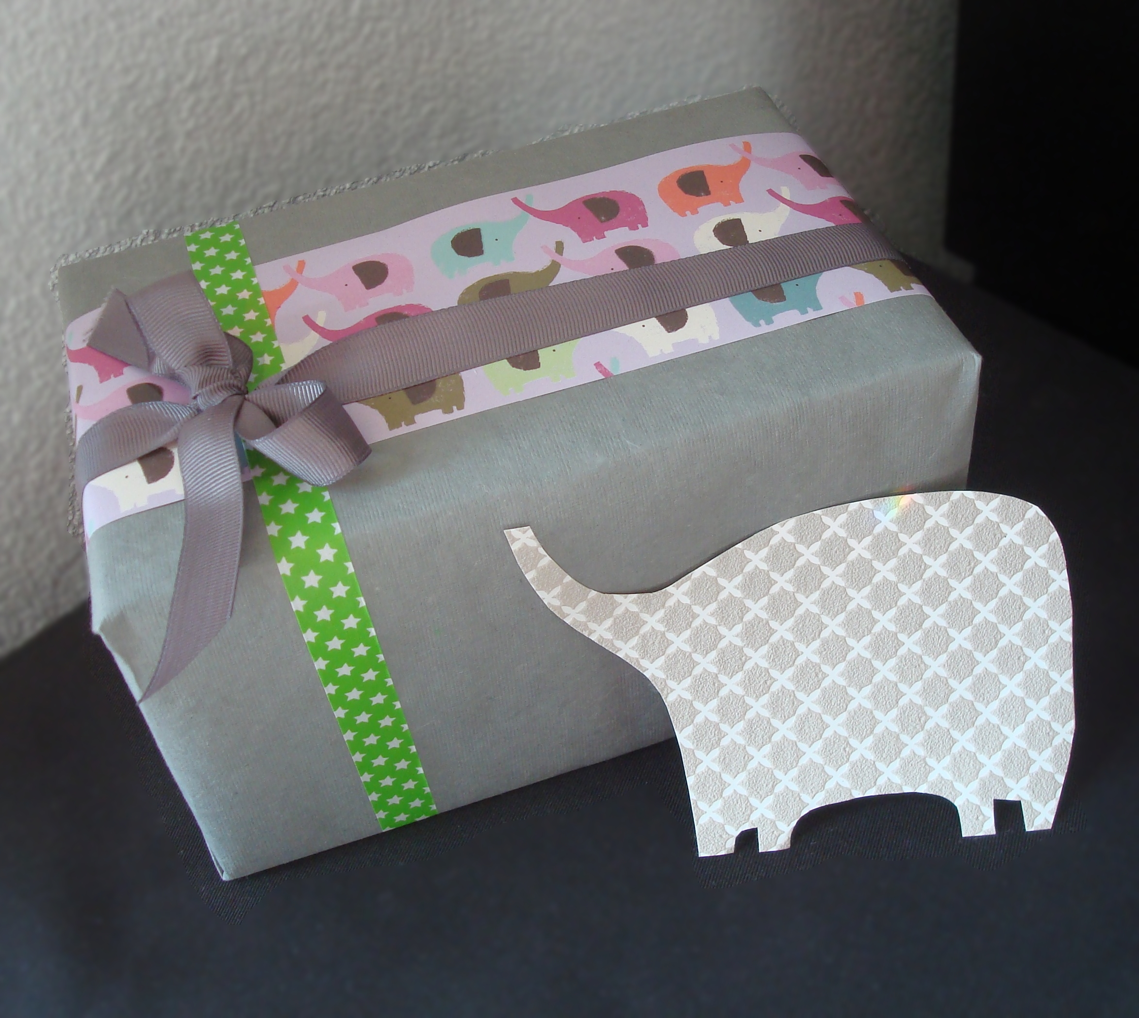 Elephant gift wrap